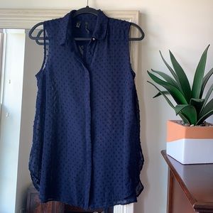 MANGO navy sleeveless button down tunic with dobby texture (size small) ✨
